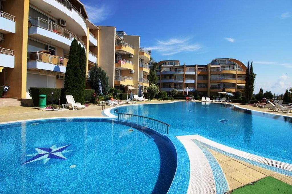Allia Apartments ラヴダ エクステリア 写真
